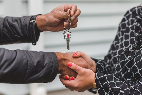 La loi ALUR : intégrer les nouvelles approches dans votre relation clientèle