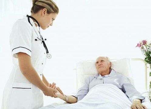 Place et rôle de l’IDE coordinatrice en EHPAD