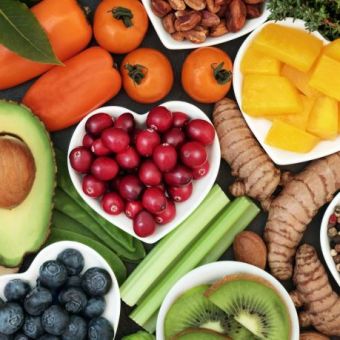 Principes de base de la diététique et principaux régimes en médico-social