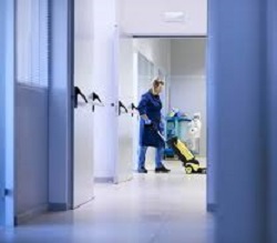 Éco-gestes dans la pratique quotidienne de nettoyage et d'entretien des locaux