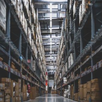 Vérifier la conformité de l'implantation des marchandises, des stocks physiques et informatiques