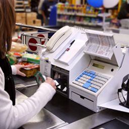 Hôtesses et hôtes de caisse : Comment gérer le stress en caisse