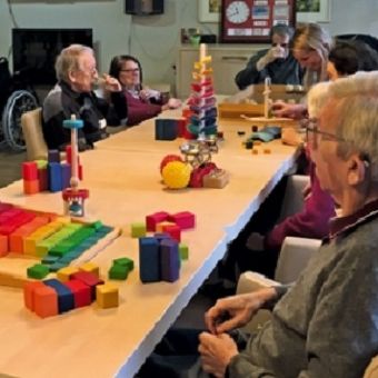 Les thérapies non médicamenteuses en EHPAD et établissements de santé