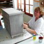 techniques de patine et relooking de meubles en bois